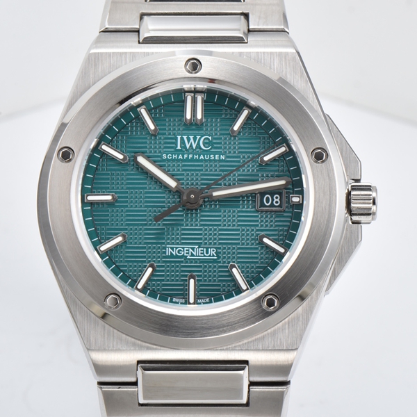 アイ・ダブリュー・シー内部構造